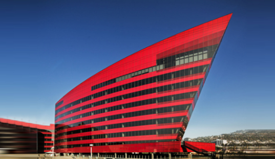 中國光伏玻璃產業全景 22家領軍企業深度解析與企業管理洞察